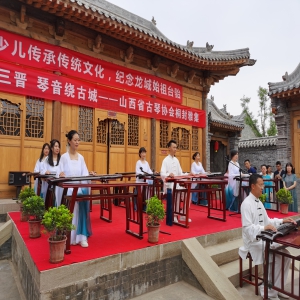 太原古县城“左琴右书”古琴社：抚指千年琴弦 聆听天地对话